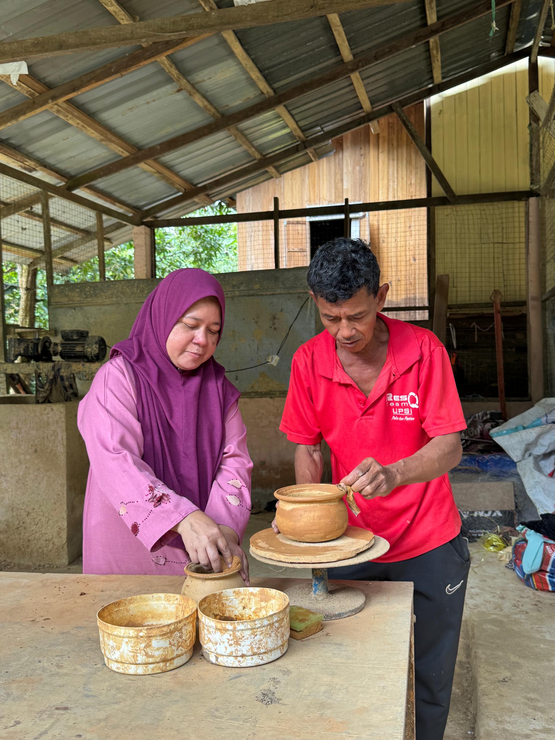 Jelajah Tembikar Mambong