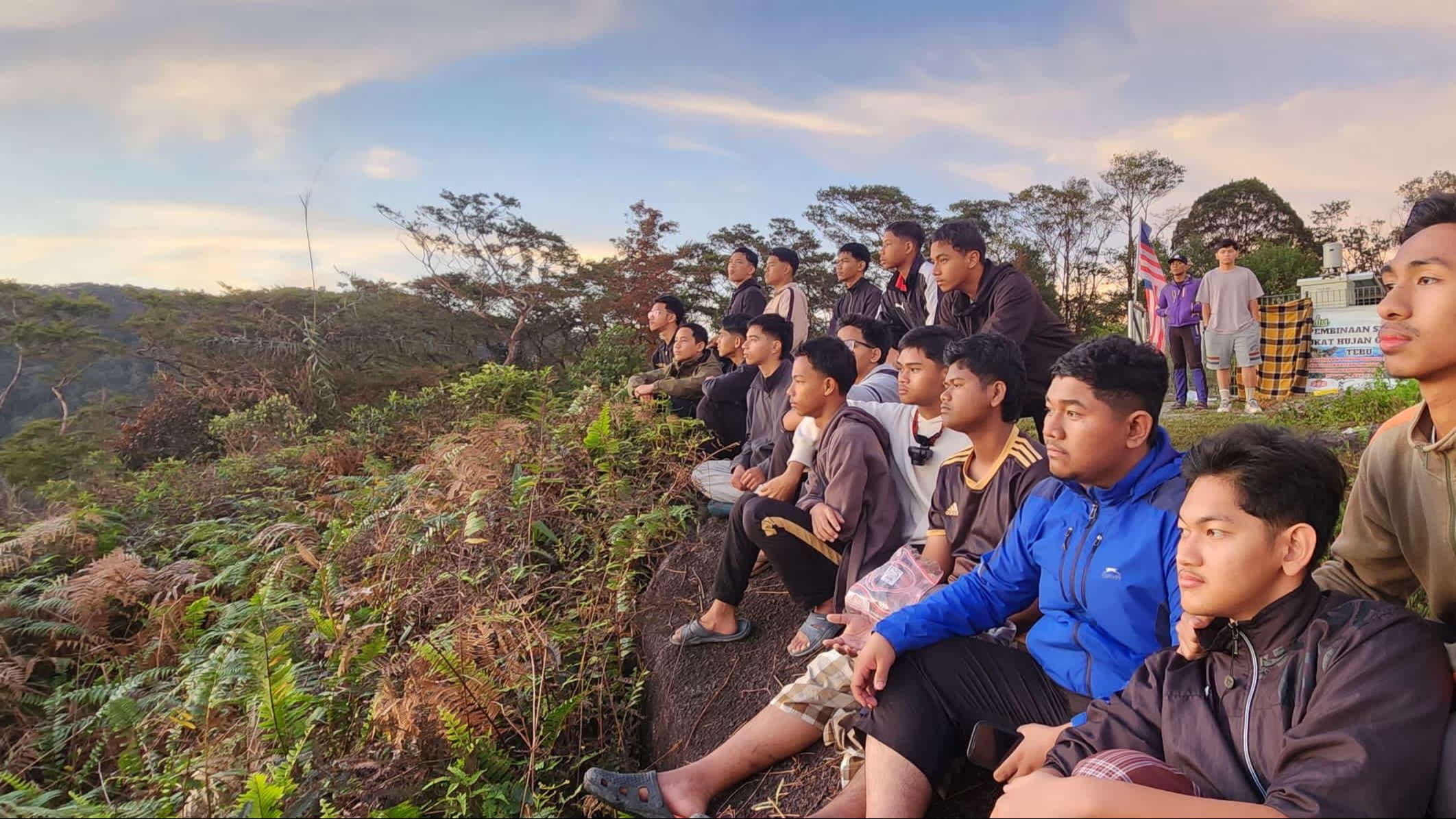 Day Trip Jom explore Gunung Tebu (Hiking)